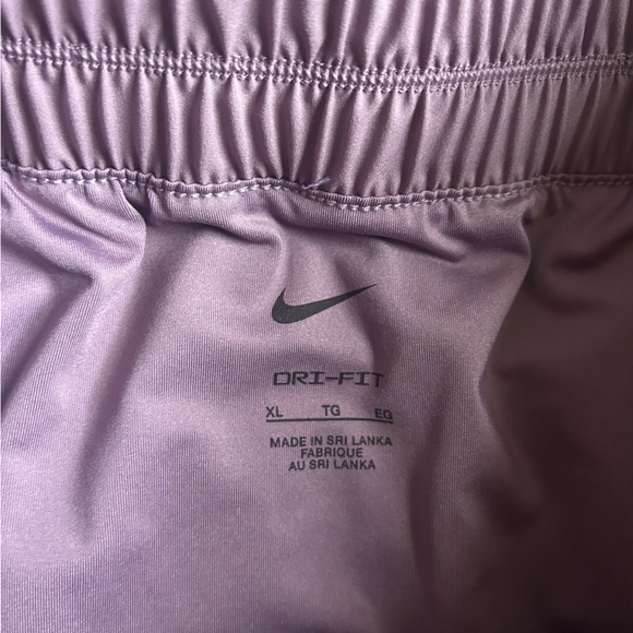 Nike Dri Fit Purple Athletic Shorts Running Workout Athleisure XL - Picture 2 of 7